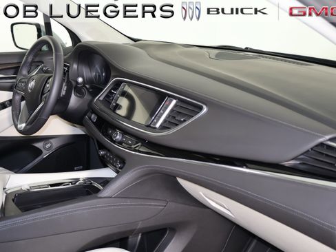 Used 2024 Buick Enclave Avenir w/ Avenir Technology Package AWD/4WD image 19