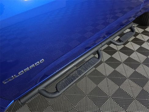 Used 2018 Chevrolet Colorado Z71 image 9