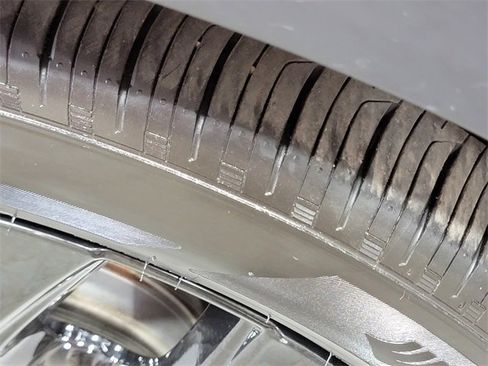 Certified 2025 Honda HR-V Sport image 12