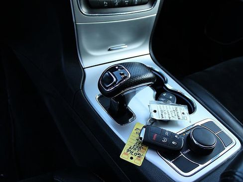 Used 2014 Jeep Grand Cherokee SRT8 w/ Luxury Group II AWD/4WD image 11
