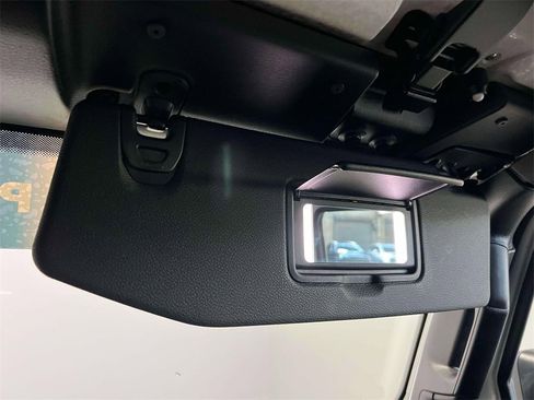 Used 2021 Jeep Gladiator Willys image 31