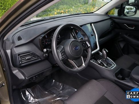 Used 2023 Subaru Outback Premium image 15
