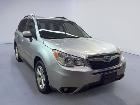 Used 2015 Subaru Forester 2.5i Limited image 1