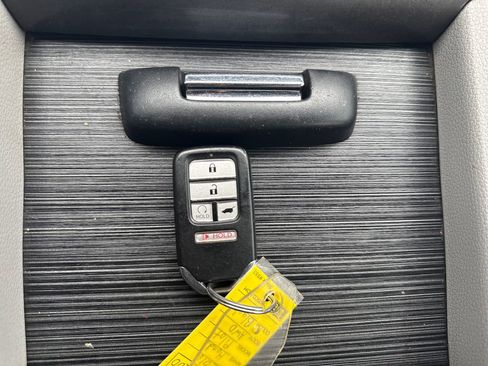 Used 2016 Honda Pilot EX image 25