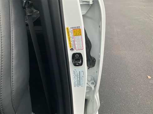 New 2026 Ford F350 Lariat w/ Chrome Package image 17