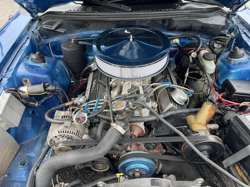 Used 1994 Ford Mustang GT RWD image 14
