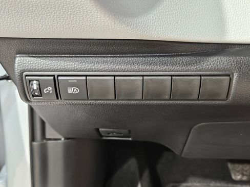 Certified 2025 Toyota Corolla SE FWD image 24