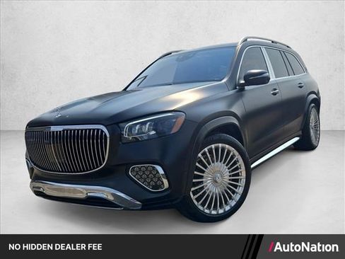 Used 2025 Mercedes-Benz Maybach GLS 600 4MATIC image 1