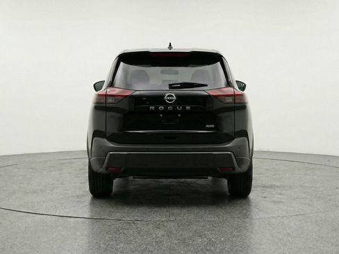 Used 2025 Nissan Rogue SV FWD image 7