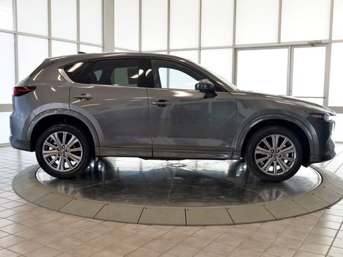 Certified 2025 MAZDA CX-5 Signature AWD/4WD image 9
