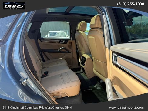 Used 2019 Porsche Cayenne S AWD/4WD image 42