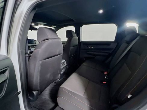 Used 2024 Honda CR-V Sport image 17