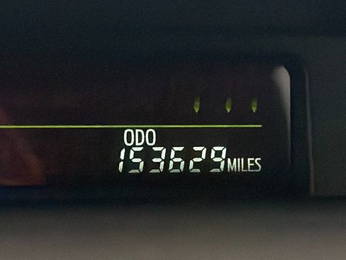 Used 2014 Toyota Prius V Three image 47