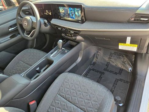 Certified 2026 Nissan Kicks SV FWD image 21