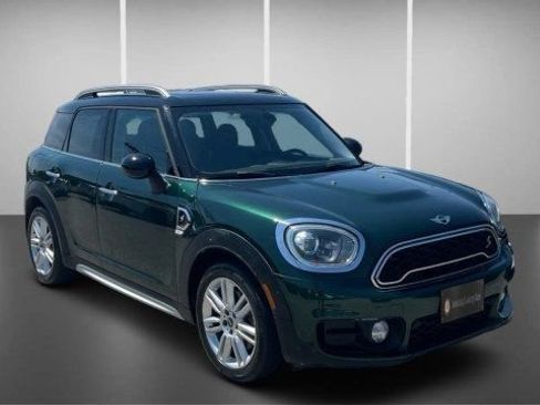 Used 2017 MINI Cooper Countryman S FWD image 2