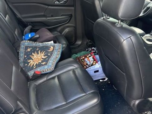 Used 2018 GMC Acadia SLT image 13