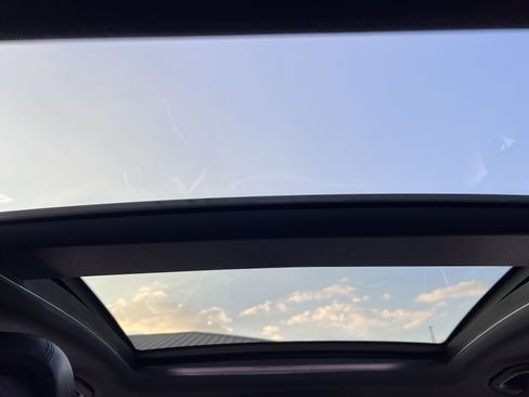 Used 2013 Mercedes-Benz C 250 Coupe image 29