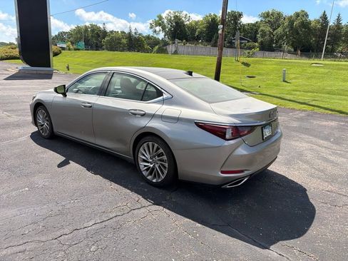 Used 2019 Lexus ES 350 w/ Accessory Package 2 FWD image 36