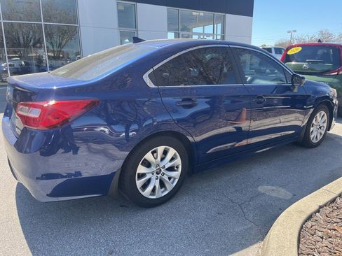 Used 2017 Subaru Legacy 2.5i Premium image 6