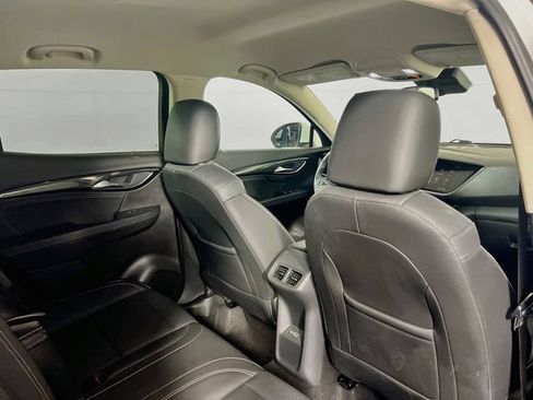 Used 2023 Buick Envision Essence AWD/4WD image 9