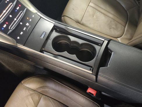 Used 2016 Lincoln MKZ w/ Equipment Group 300A Reserve FWD image 26
