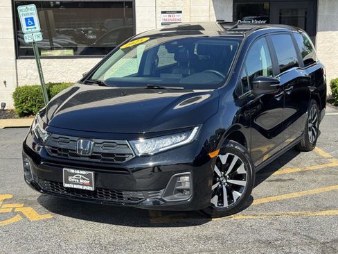Used 2025 Honda Odyssey EX-L image 4