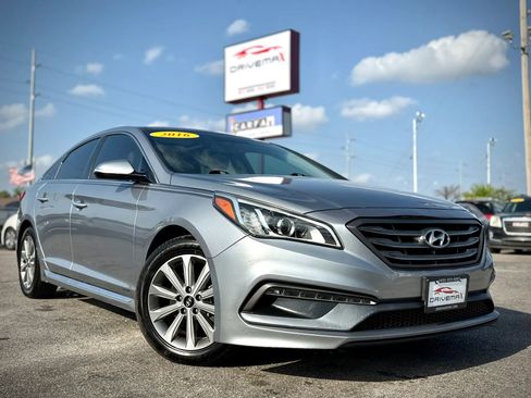 Used 2016 Hyundai Sonata Limited w/ Option Group 04 FWD image 1