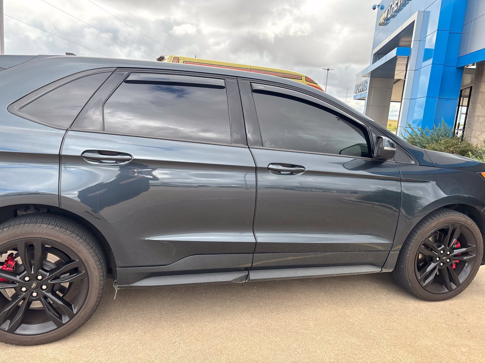 Used 2022 Ford Edge ST w/ Equipment Group 401A AWD/4WD image 8