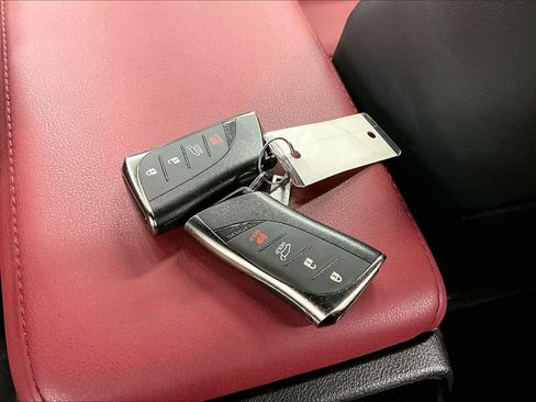 Used 2024 Lexus NX 250 FWD image 14