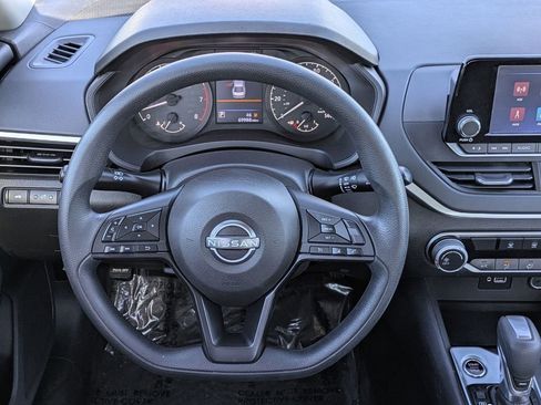 Used 2023 Nissan Altima 2.5 S FWD image 20