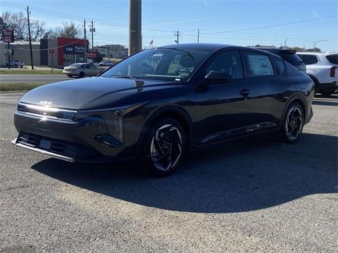 New 2025 Kia K4 EX image 6