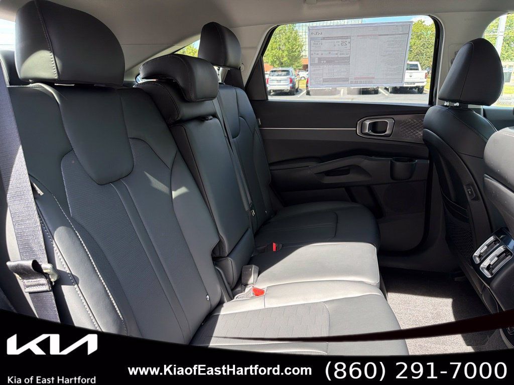 New 2026 Kia Sorento S AWD/4WD image 13