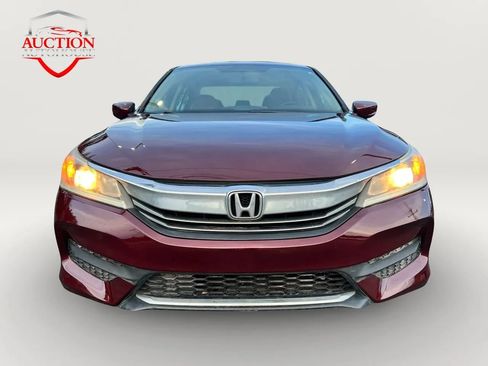 Used 2017 Honda Accord LX image 2