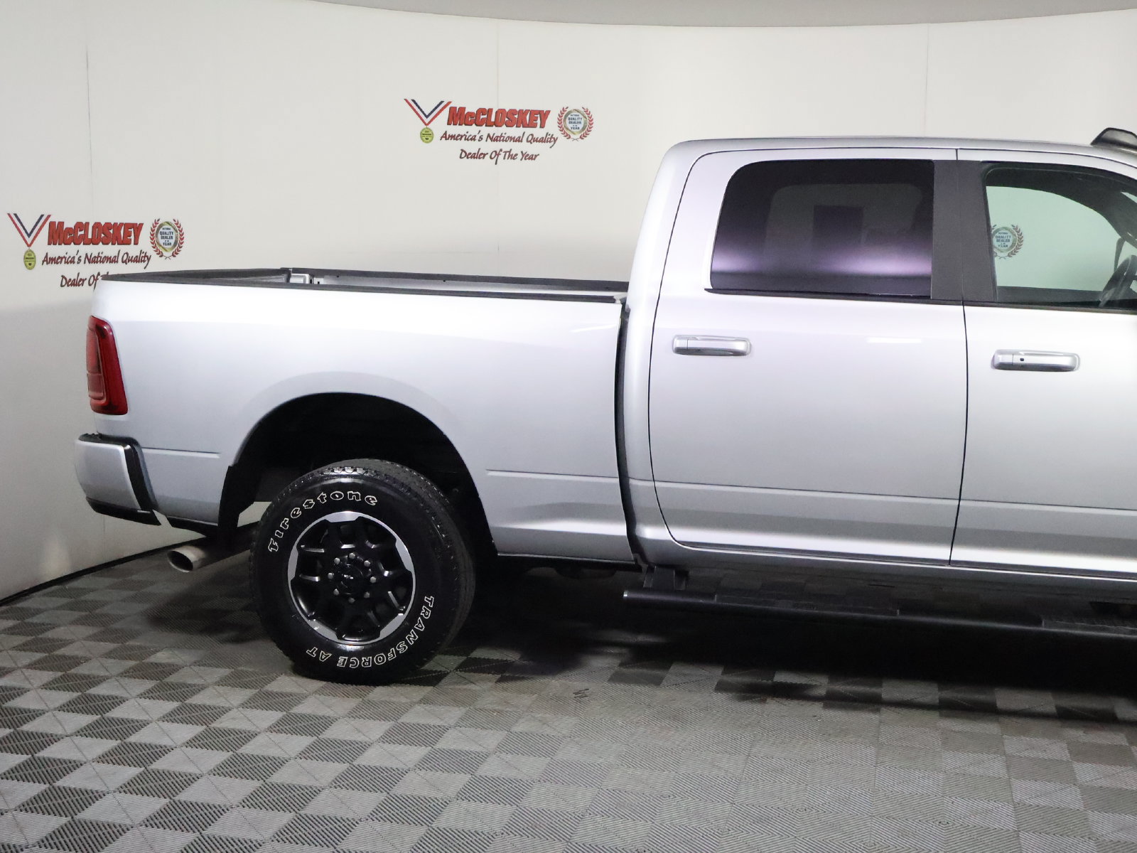 Used 2026 RAM 2500 Laramie AWD/4WD image 4