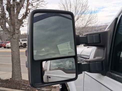 Used 2012 Ford F350 Lariat w/ Chrome Pkg image 22