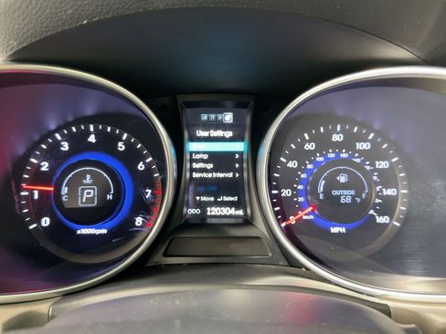 Used 2015 Hyundai Santa Fe Limited image 16