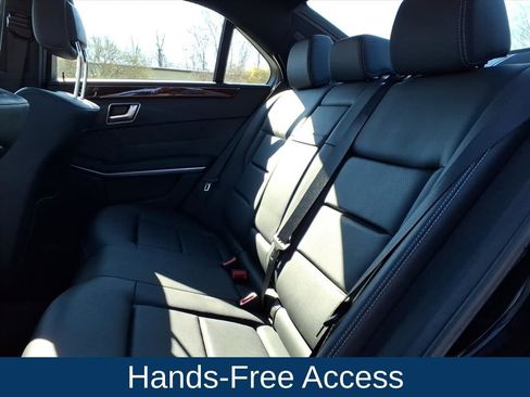 Used 2015 Mercedes-Benz E 350 4MATIC Sedan image 23