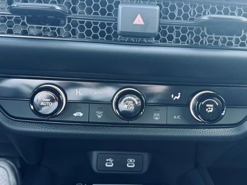 New 2026 Honda HR-V LX image 31