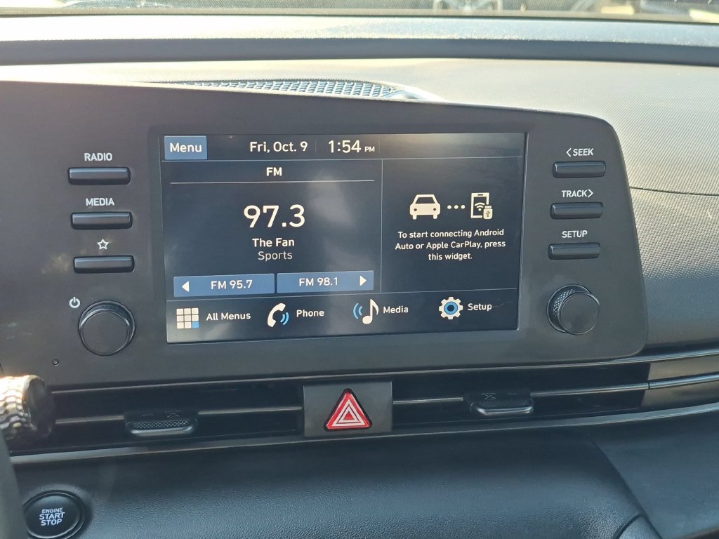 Used 2026 Hyundai Elantra Sport FWD image 17