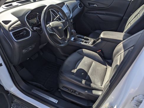 Used 2018 Chevrolet Equinox Premier FWD image 9