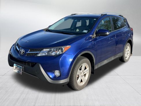 Used 2014 Toyota RAV4 XLE AWD/4WD image 3
