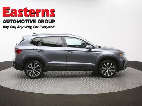 Used 2022 Volkswagen Taos SE FWD image 42