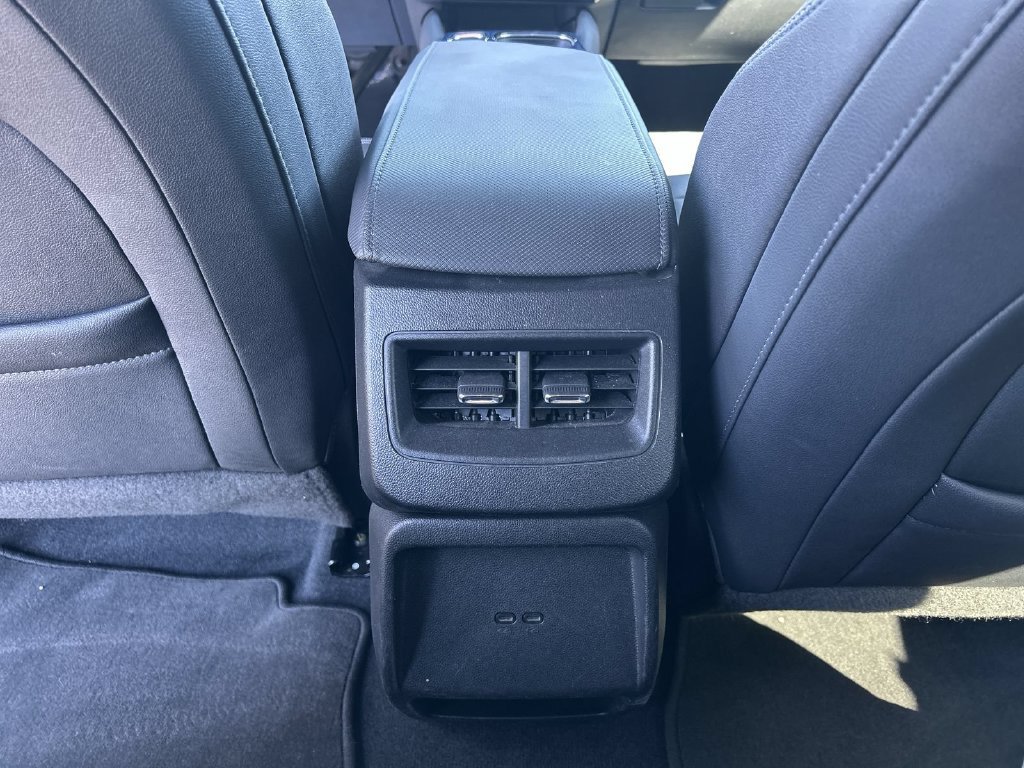 Used 2024 Chevrolet Equinox EV LT FWD image 25