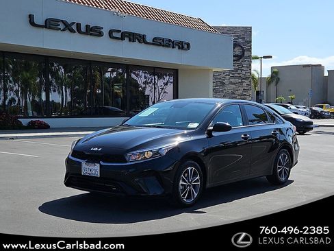 Used 2022 Kia Forte LXS image 1
