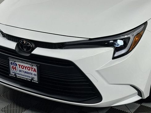 Certified 2026 Toyota Corolla LE FWD image 3
