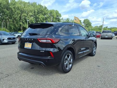 Certified 2024 Ford Escape ST-Line w/ Tech Pack #1 AWD/4WD image 7