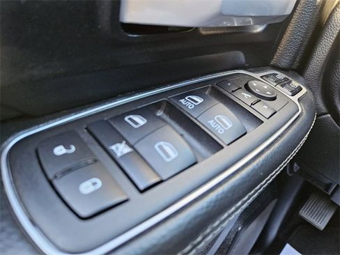 Used 2024 RAM 2500 Big Horn w/ Bed Utility Group image 32