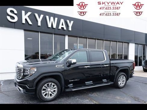 Used 2025 GMC Sierra 1500 Denali w/ Technology Package AWD/4WD image 1