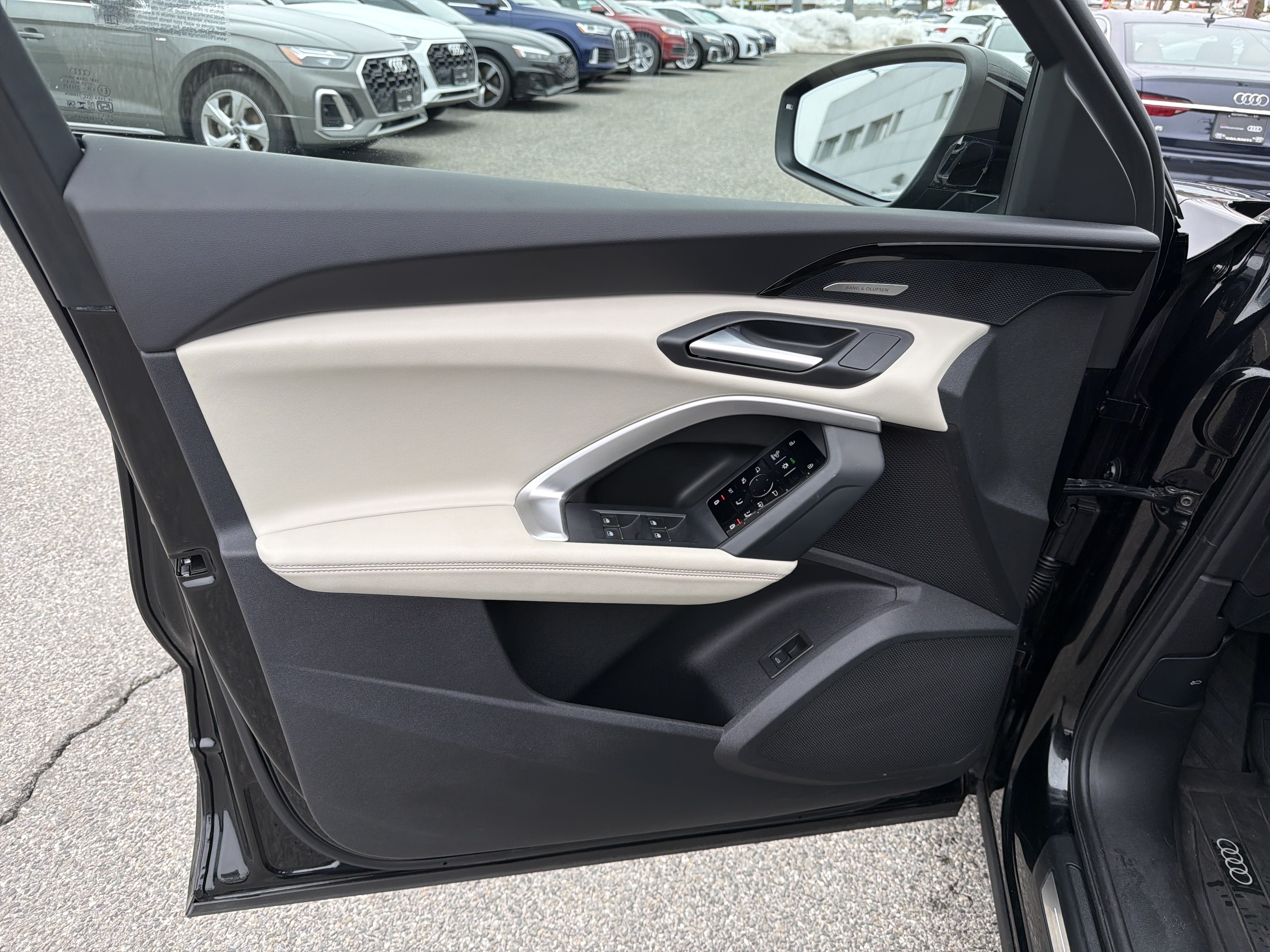 Certified 2025 Audi Q5 Premium w/ Premium Plus AWD/4WD image 5