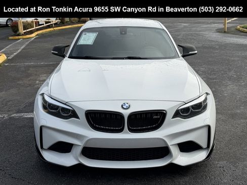 Used 2018 BMW M2 image 3